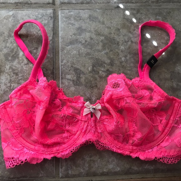 NWT Victorias Secret Very Sexy & Body by Victoria Unlined Bra Bundle 32D - Picture 6 of 15